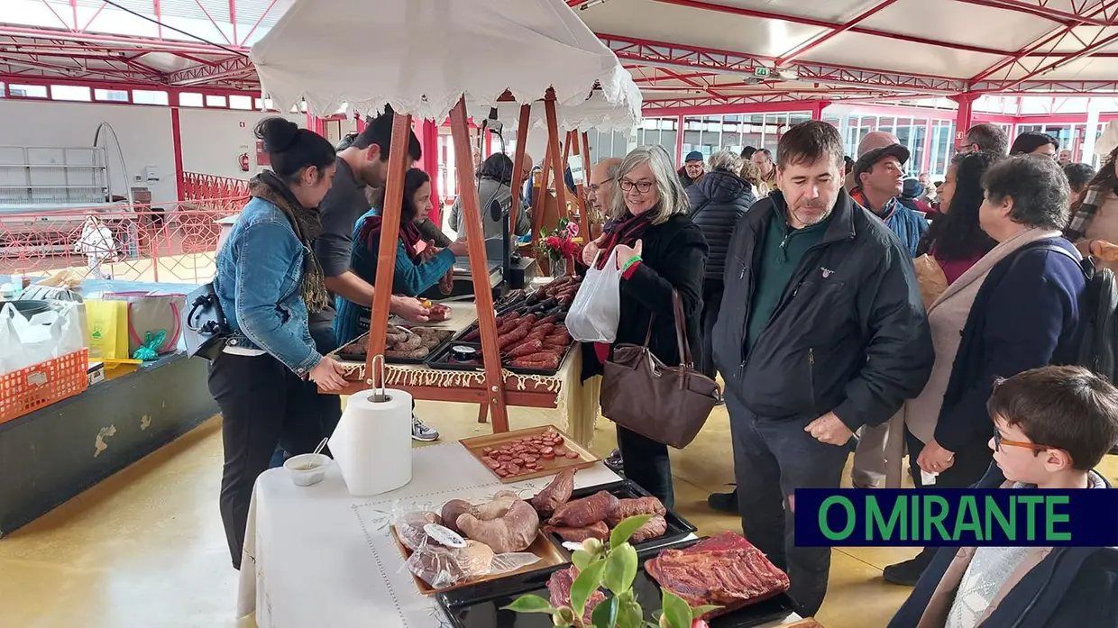 Fez-se fila para as Sopas da Nossa Terra em Ferreira do Zêzere