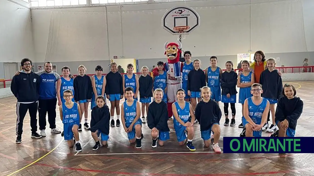 Projecto do Rio Maior Basket para cativar crianças para a modalidade