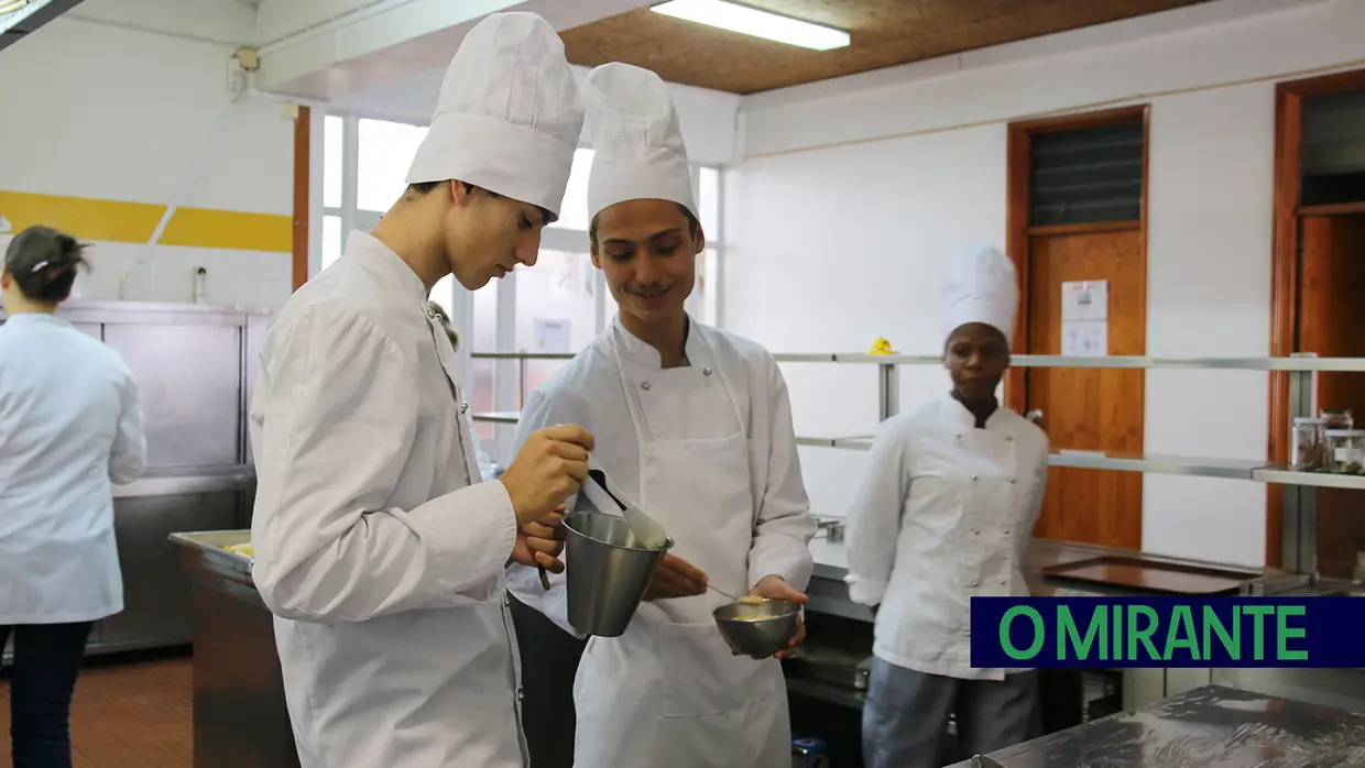 Franxiro continua à espera de sair da escola para as pastelarias