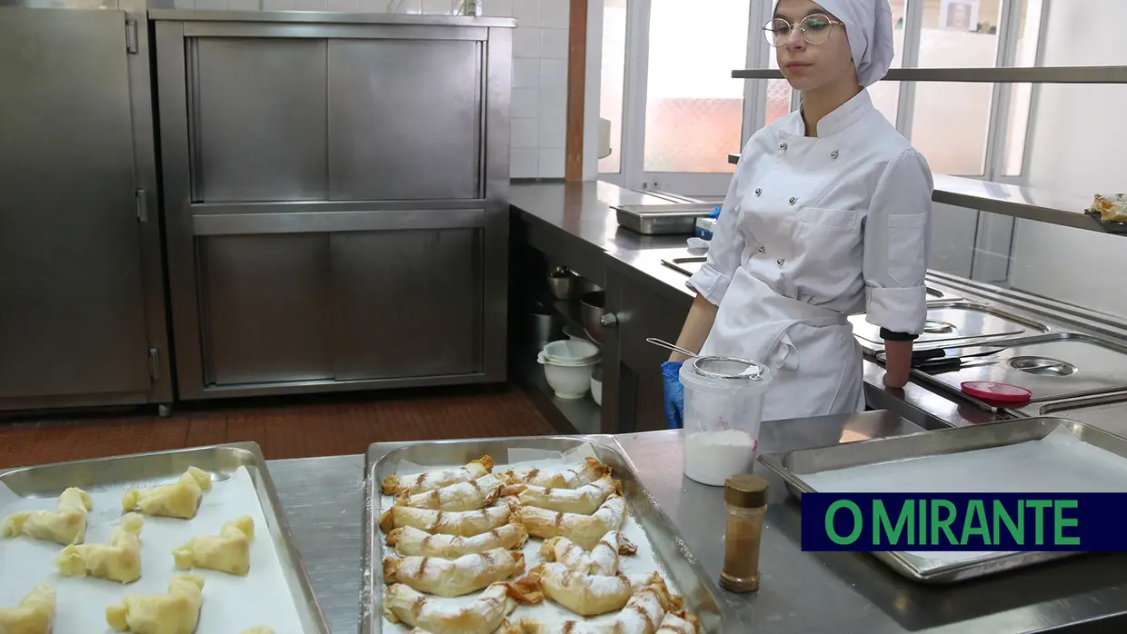 Franxiro continua à espera de sair da escola para as pastelarias