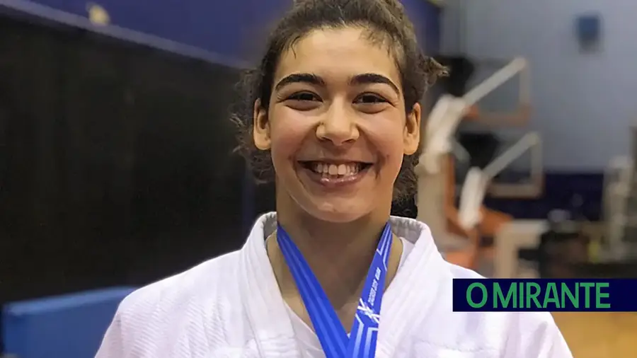 Patrícia Sampaio conquista medalha de ouro em Judo