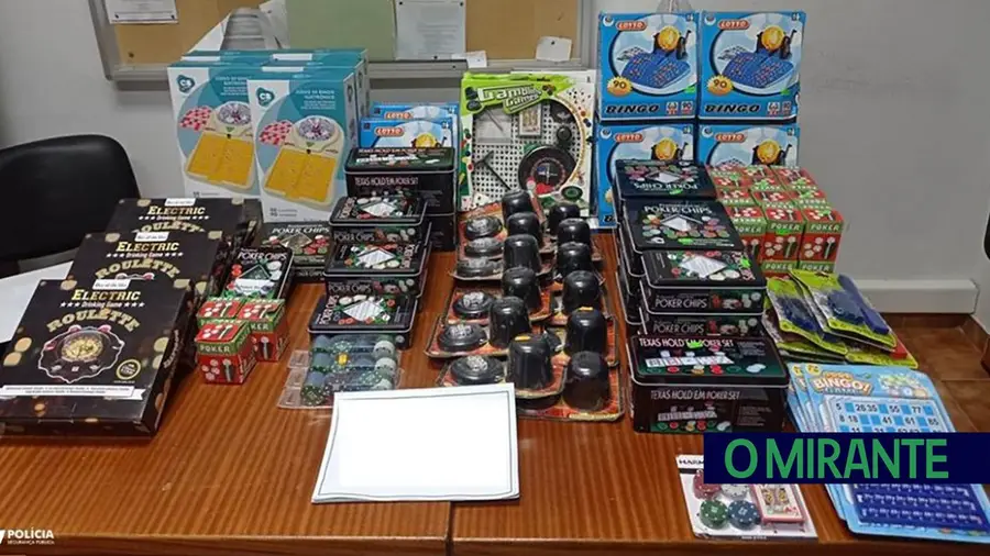 PSP apreende máquinas de jogo no concelho de Vila Franca de Xira PSP apreende máquinas de jogo no concelho de Vila Franca de Xira