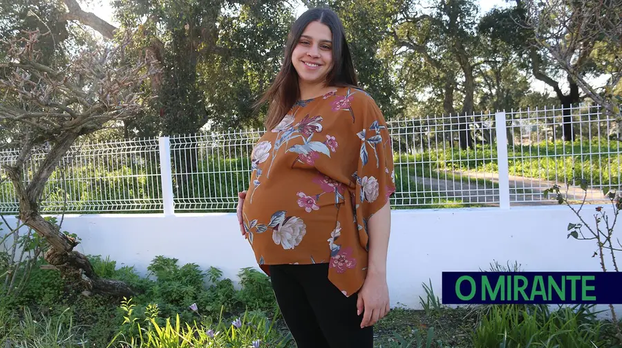 Beatriz Cerca diz ter sido vítima de violência obstétrica no Hospital de Vila Franca de Xira Beatriz Cerca diz ter sido vítima de violência obstétrica no Hospital de Vila Franca de Xira