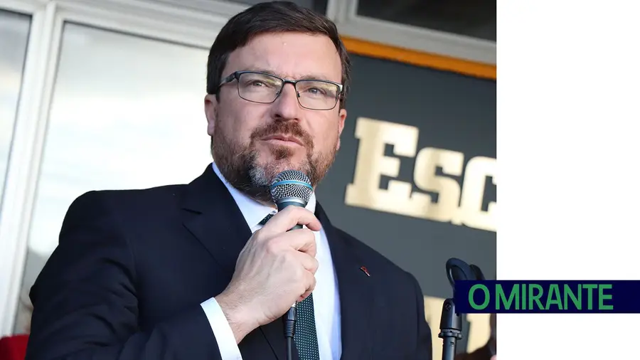Presidente da Câmara de Santarém irritado com custos elevados do lixo Presidente da Câmara de Santarém irritado com custos elevados do lixo