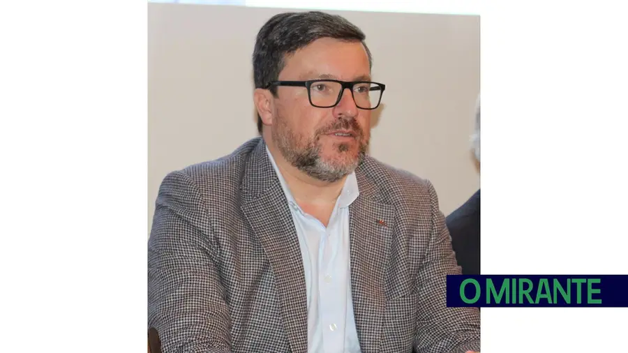 Municípios unidos na defesa da opção Santarém para novo aeroporto Municípios unidos na defesa da opção Santarém para novo aeroporto