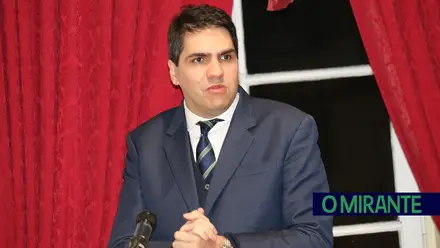 Hugo Costa reeleito líder da distrital de Santarém do PS sem oposição