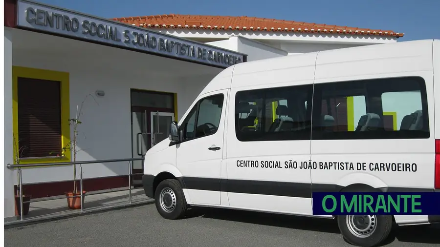 Centro Social no Carvoeiro vive crise directiva Centro Social no Carvoeiro vive crise directiva