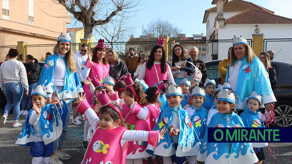 Alegria e muita animação no desfile escolar do Cartaxo