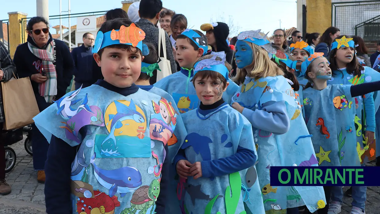 Alegria e muita animação no desfile escolar do Cartaxo