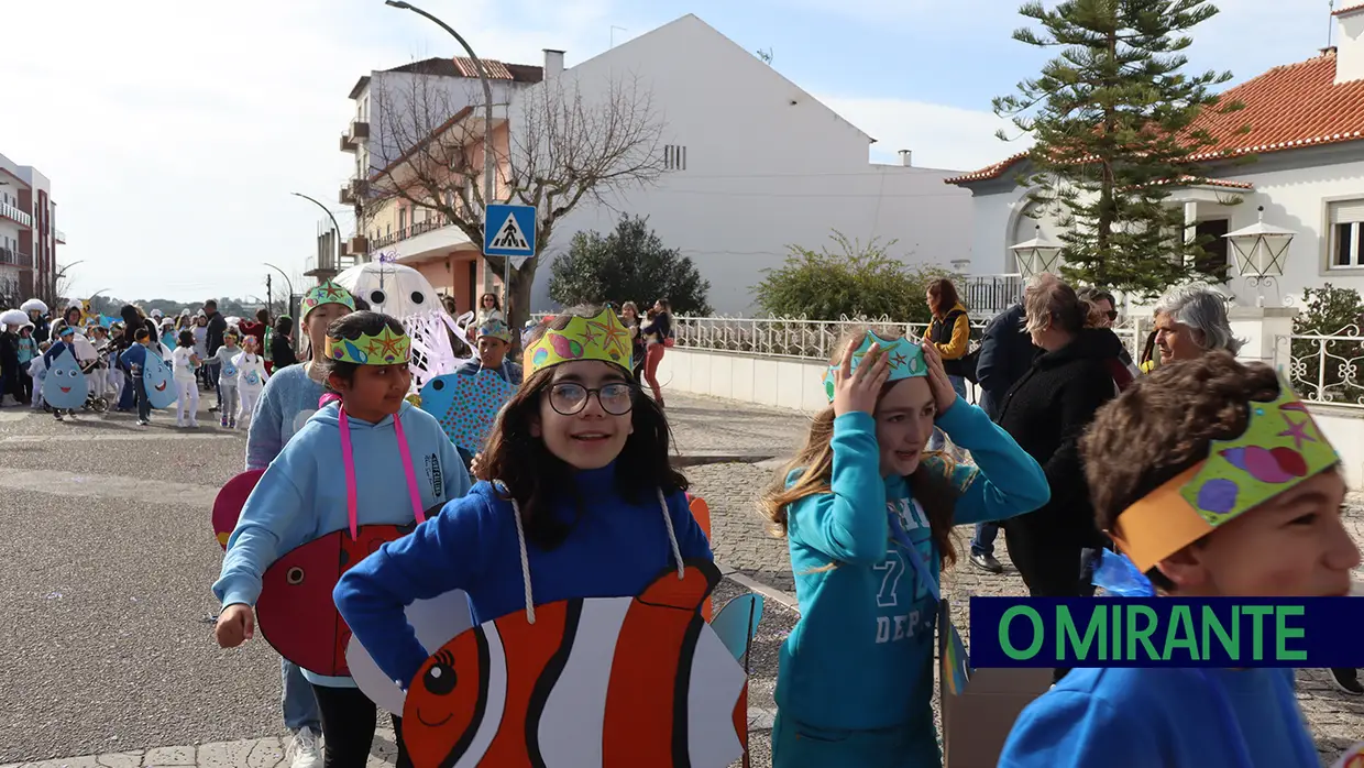 Alegria e muita animação no desfile escolar do Cartaxo