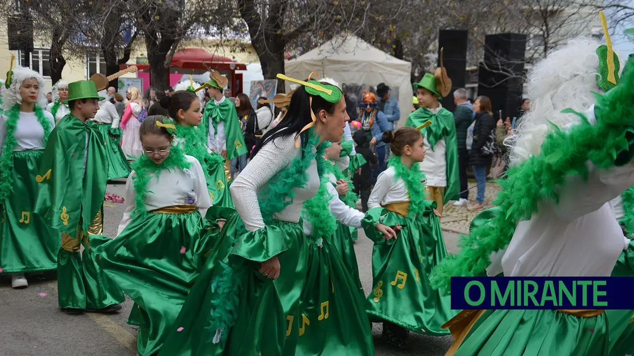 Carnaval em Alhandra com animação para todos os gostos