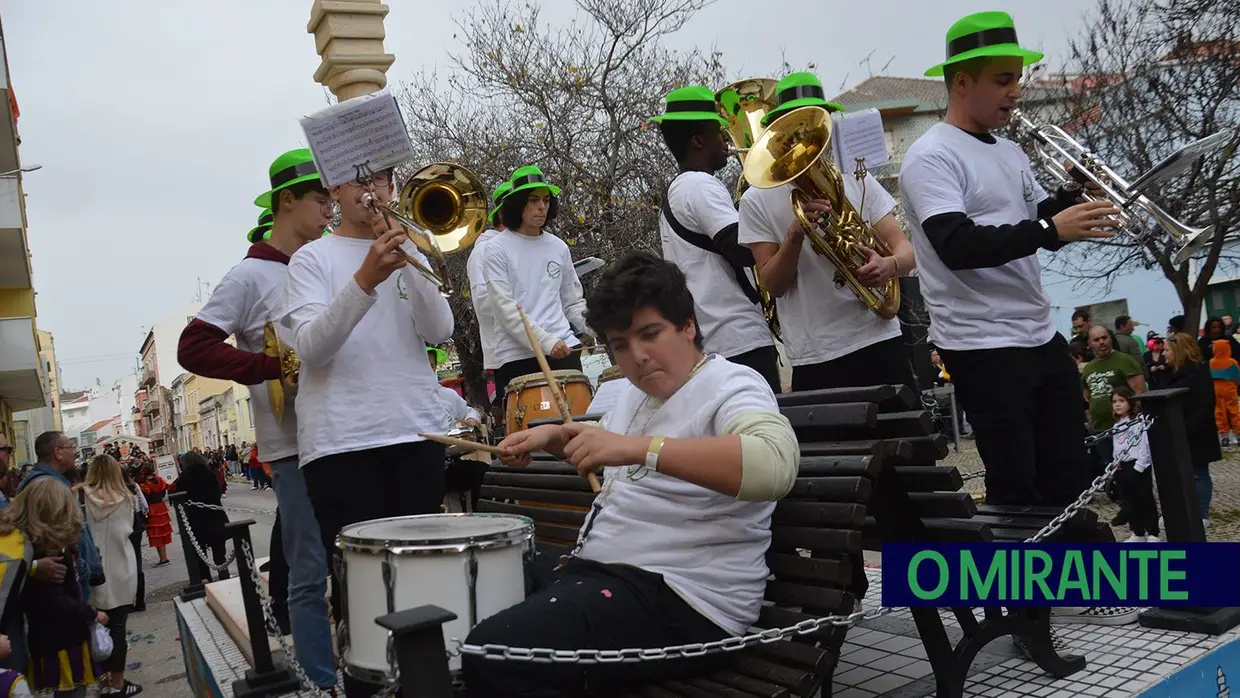 Carnaval em Alhandra com animação para todos os gostos