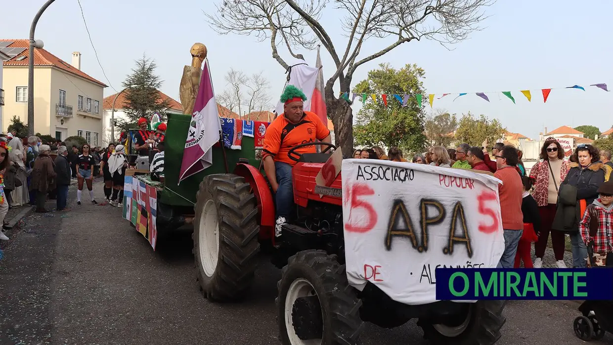 Santarém com tarde animada esta terça-feira de Carnaval