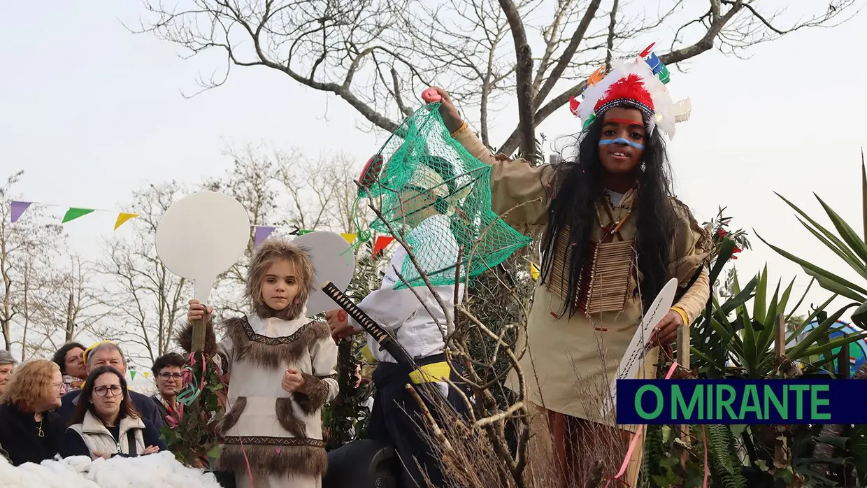 Santarém com tarde animada esta terça-feira de Carnaval