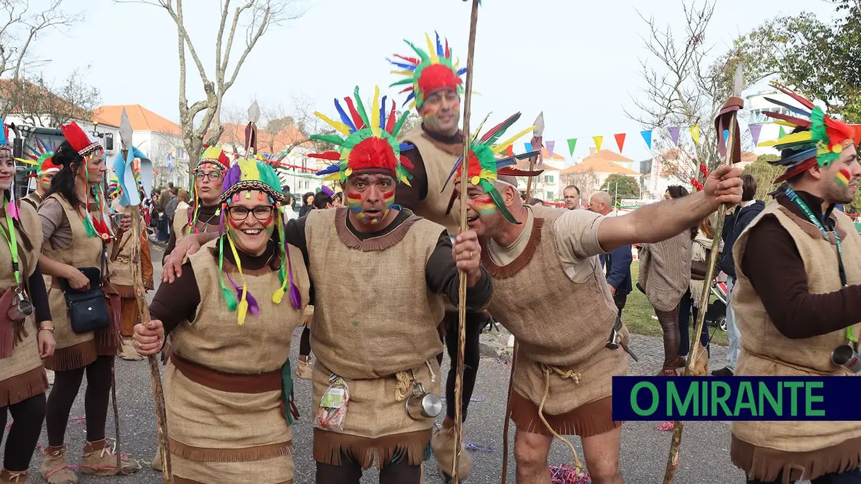 Santarém com tarde animada esta terça-feira de Carnaval