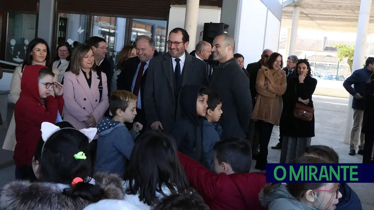 Inauguração da P3 de Almeirim encerra obras de três milhões em escolas