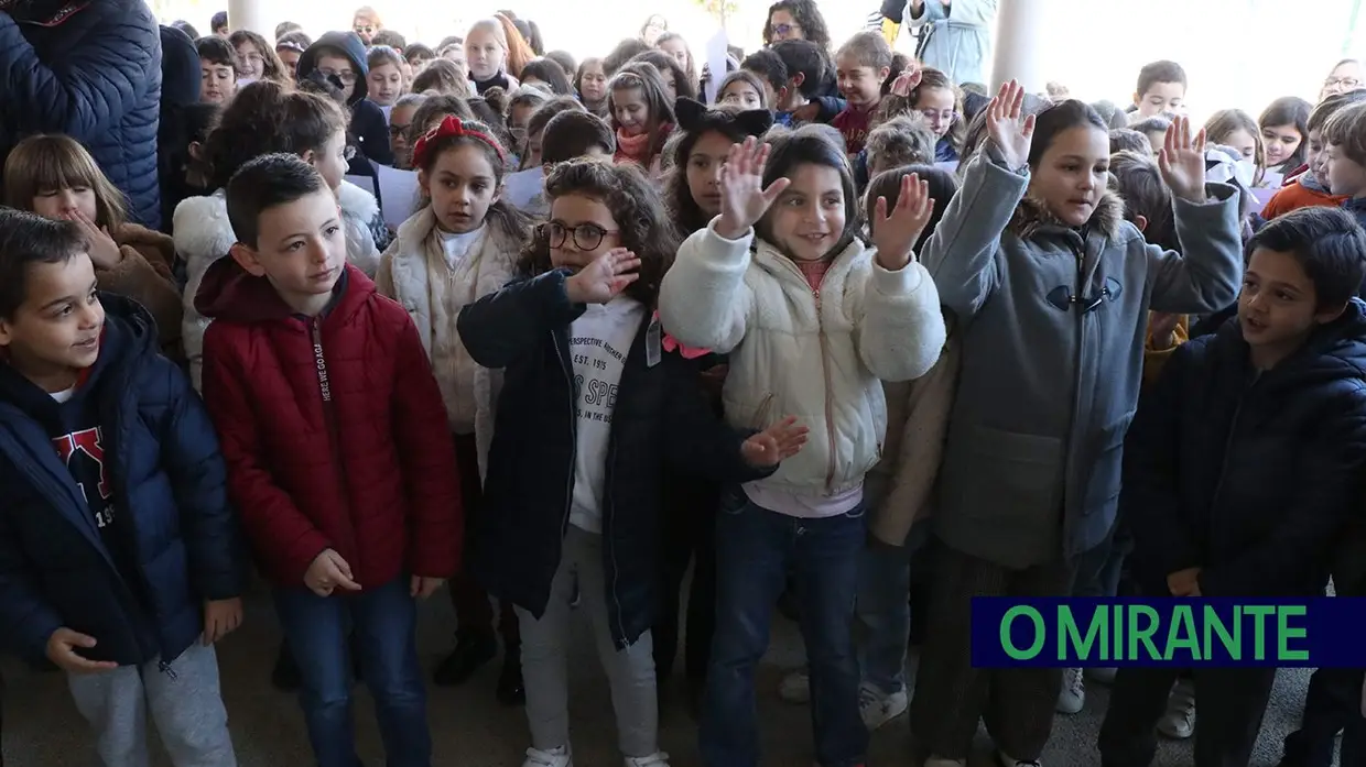 Inauguração da P3 de Almeirim encerra obras de três milhões em escolas