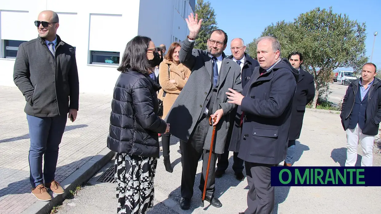 Ministro da Educação visita escolas EB 2/3 e Secundária de Almeirim