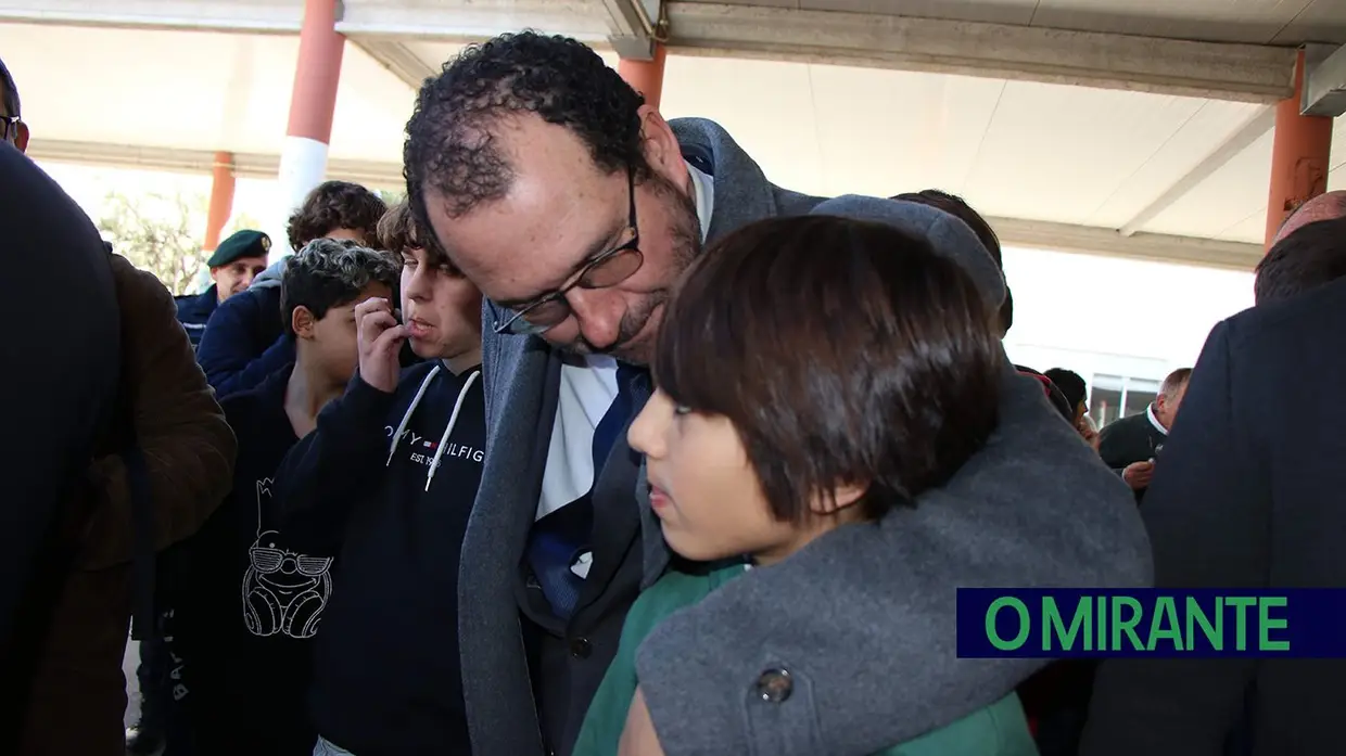 Ministro da Educação visita escolas EB 2/3 e Secundária de Almeirim