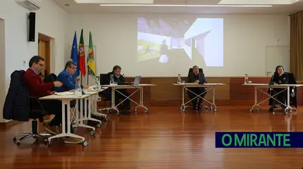 PSD e BE de Torres Novas pedem responsabilidades políticas após detenção de funcionários do município