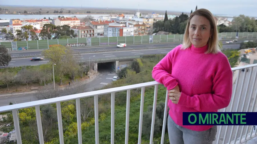 Ruído da A1 é pesadelo para moradores de urbanização em VFX Ruído da A1 é pesadelo para moradores de urbanização em VFX