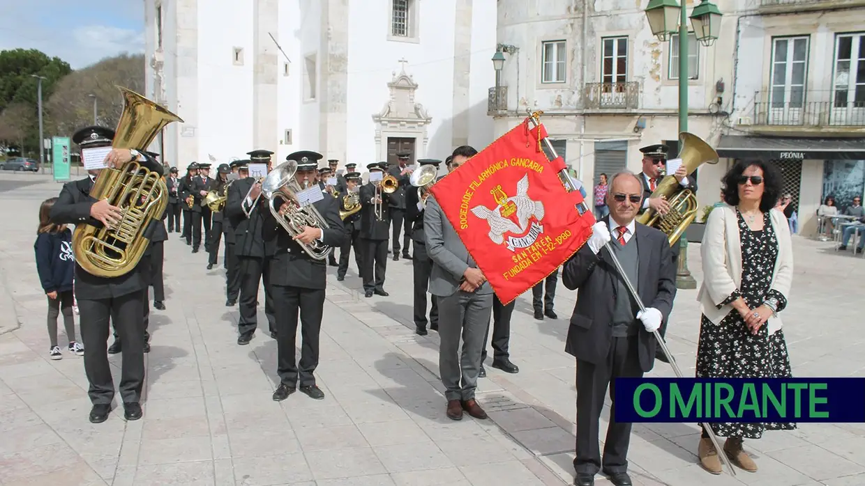 Procissão de São José no centro histórico de Santarém