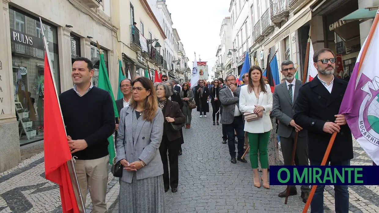 Procissão de São José no centro histórico de Santarém