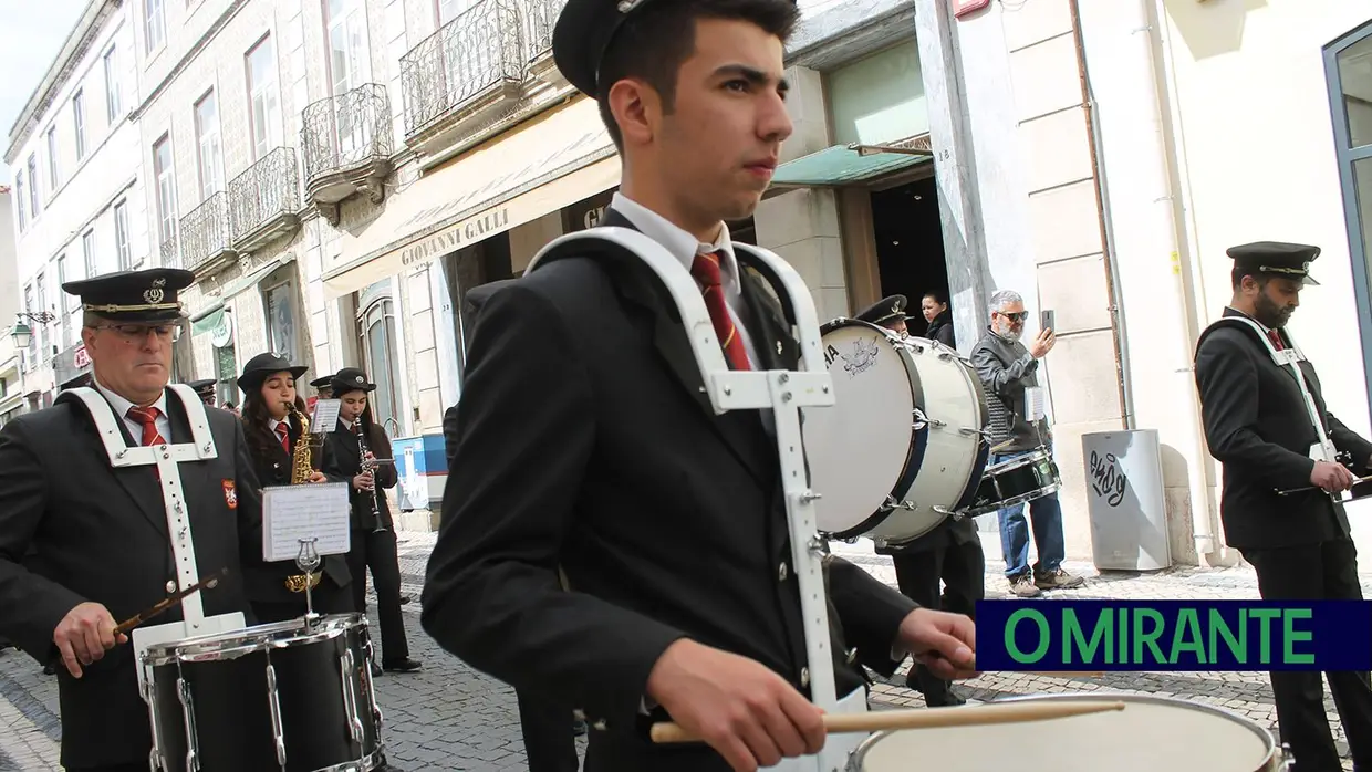 Procissão de São José no centro histórico de Santarém