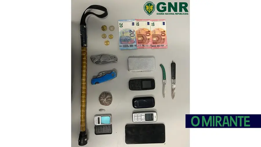 Detido por tráfico de droga em Alcanena