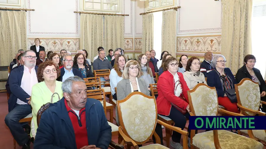 Funcionários aposentados da Câmara de Santarém homenageados no feriado municipal