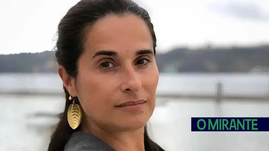 Acidente que vitimou Sara Carreira deixa memória “penosa” a Cristina Branco Acidente que vitimou Sara Carreira deixa memória “penosa” a Cristina Branco