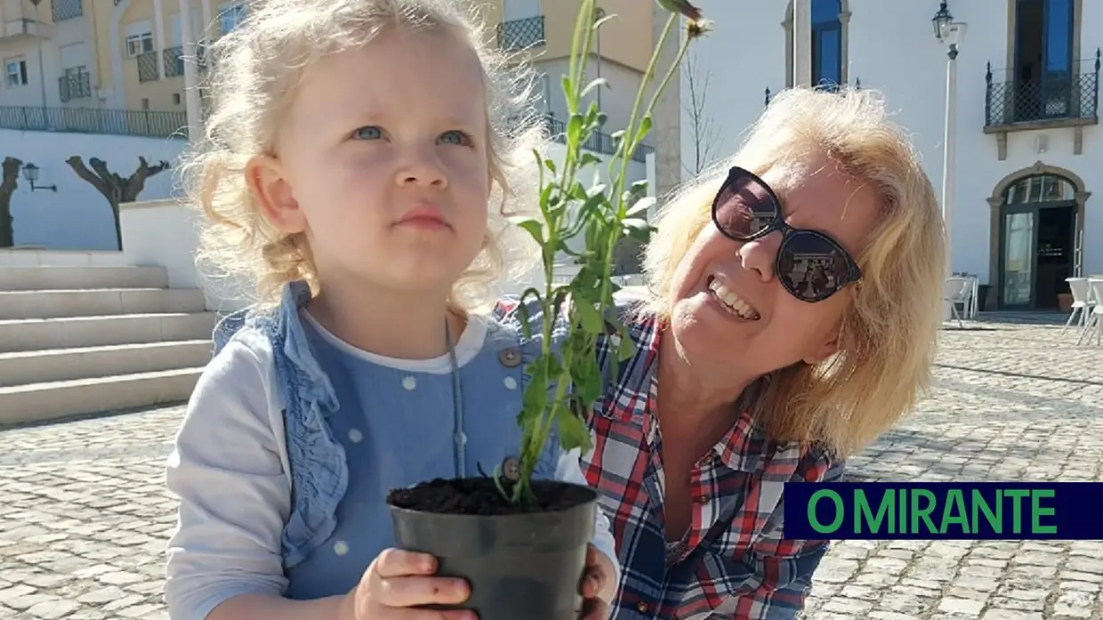 Mação assinalou chegada da Primavera com oferta de flores