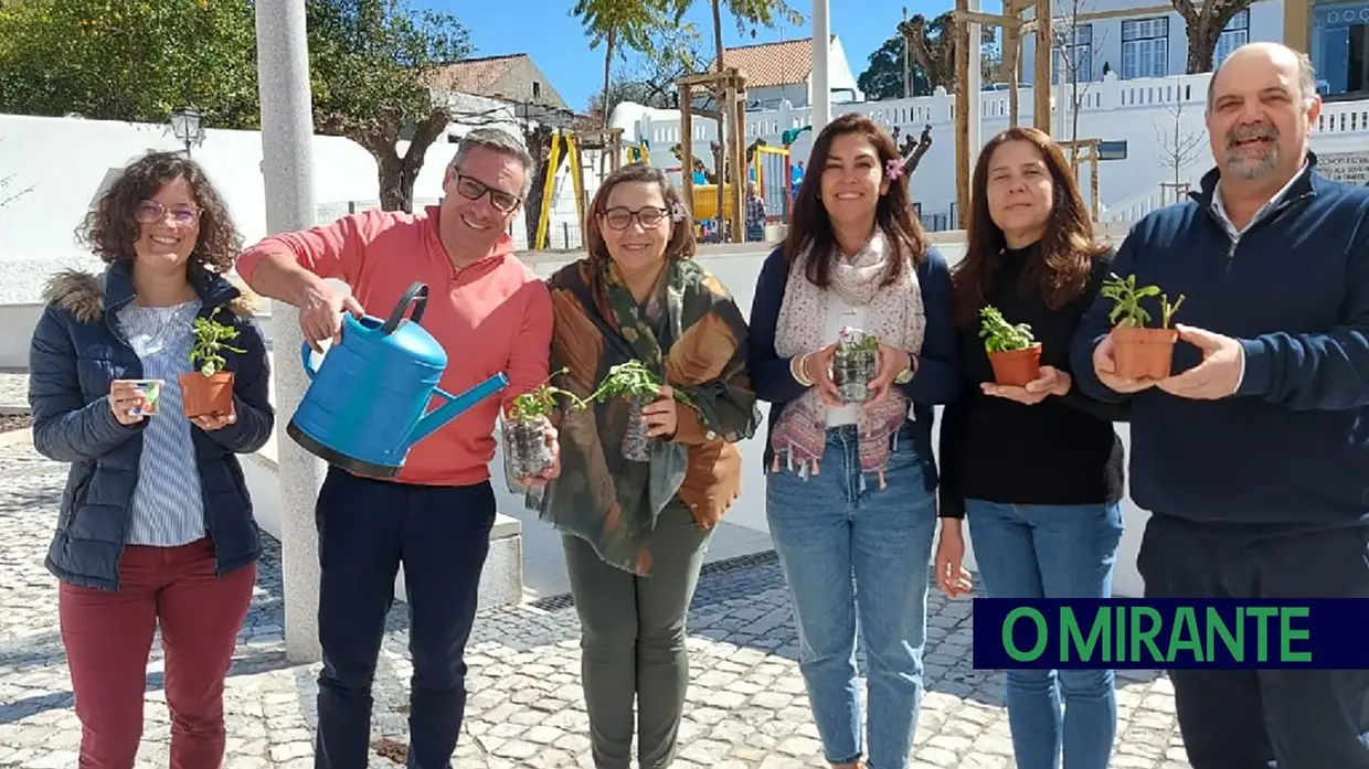 Mação assinalou chegada da Primavera com oferta de flores