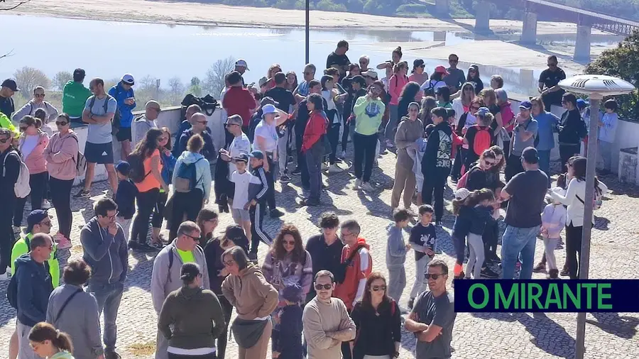 “Eco-Trilhos: Caminhada da Família” percorreu locais históricos de Santarém