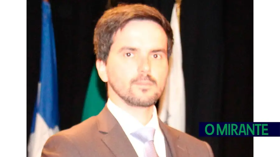 PSD de Tomar apresenta proposta para ligar escolas a empresas PSD de Tomar apresenta proposta para ligar escolas a empresas