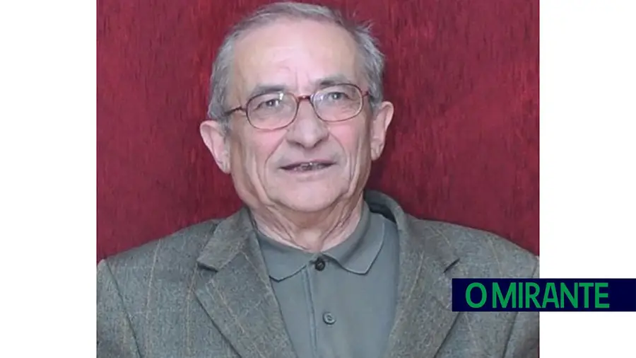 Morreu José Mendes Godinho: o primeiro deputado eleito por Tomar após o 25 de Abril Morreu José Mendes Godinho: o primeiro deputado eleito por Tomar após o 25 de Abril