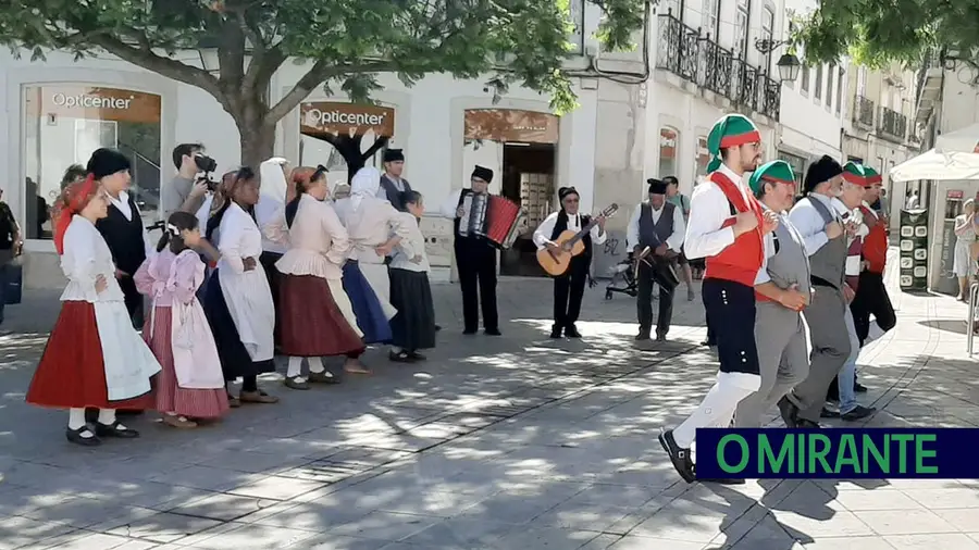 Santarém aumenta apoio a ranchos folclóricos Santarém aumenta apoio a ranchos folclóricos