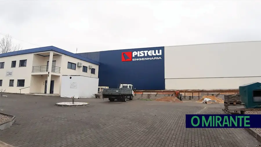 Pistelli é especialista em pavilhões insufláveis e coberturas tensionadas Pistelli é especialista em pavilhões insufláveis e coberturas tensionadas
