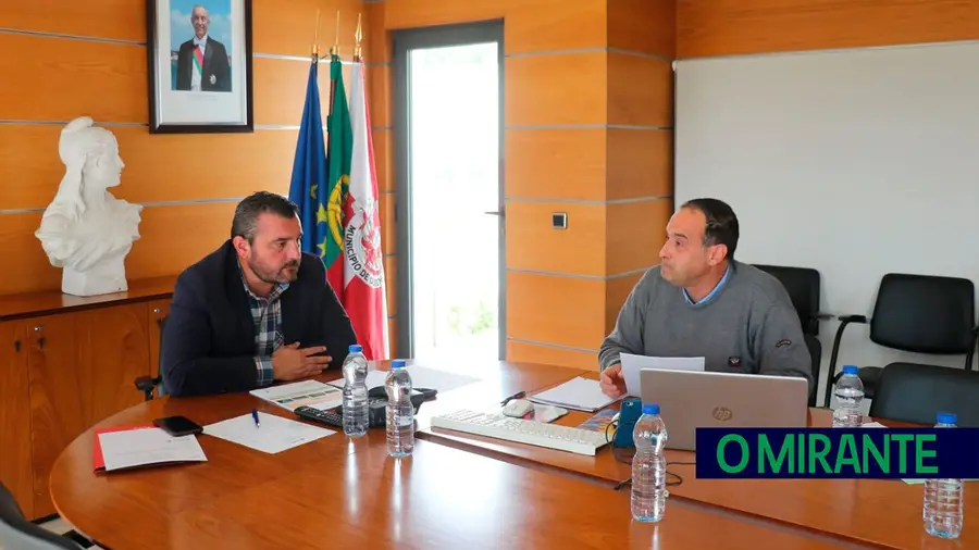 Comissão reuniu em Ourém no âmbito dos incêndios florestais Comissão reuniu em Ourém no âmbito dos incêndios florestais