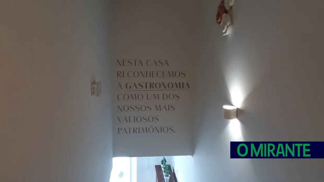 A Cascata assinala quarenta anos com reabertura de sala e uma exposição