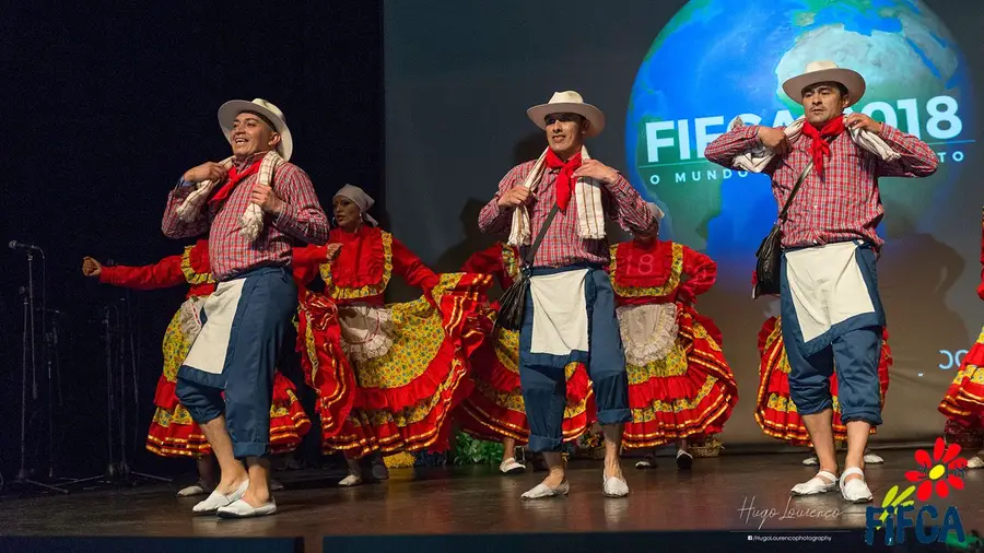 Festival Internacional de Folclore de volta ao Ribatejo Festival Internacional de Folclore de volta ao Ribatejo