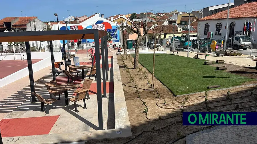 Freguesias de Santarém com apoios municipais para obras Freguesias de Santarém com apoios municipais para obras