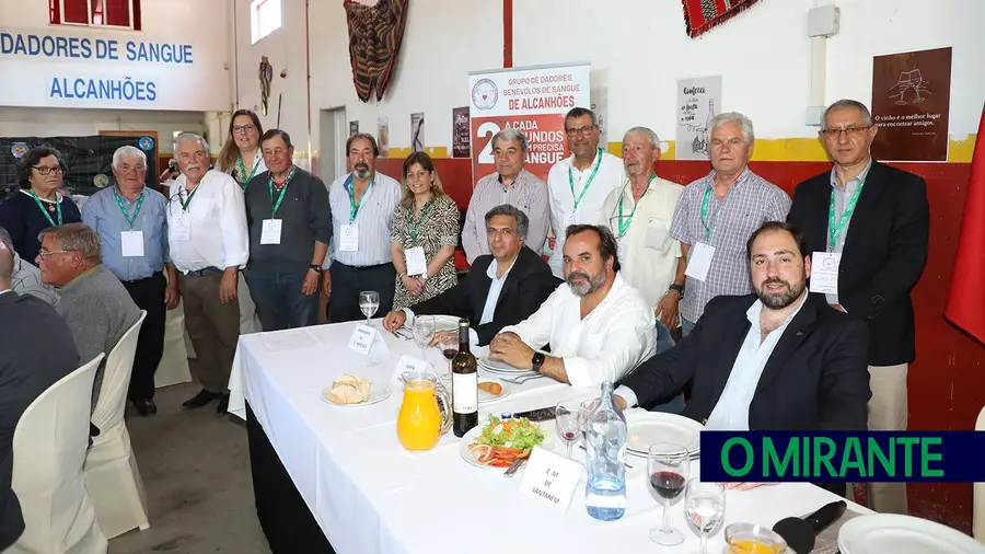 Grupo de Dadores de Sangue de Alcanhões celebrou 33 anos Grupo de Dadores de Sangue de Alcanhões celebrou 33 anos