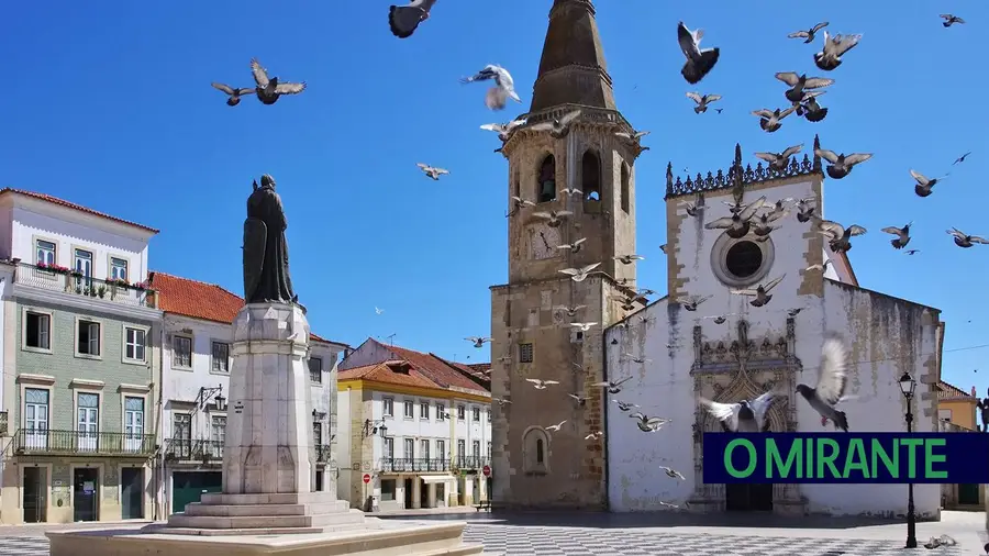 Sinos da Igreja de São João Baptista em Tomar podem ter sido trocados por réplicas Sinos da Igreja de São João Baptista em Tomar podem ter sido trocados por réplicas