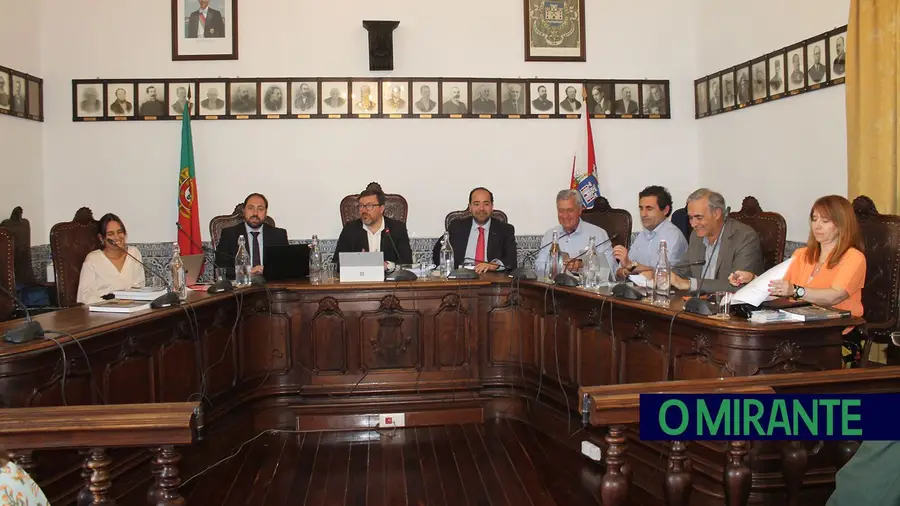 Câmara de Santarém apresentou as melhores contas em 20 anos Câmara de Santarém apresentou as melhores contas em 20 anos