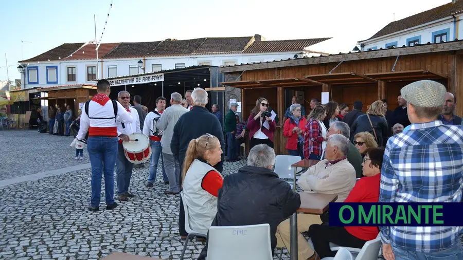 Torricado na Praça em Manique de Intendente Torricado na Praça em Manique de Intendente