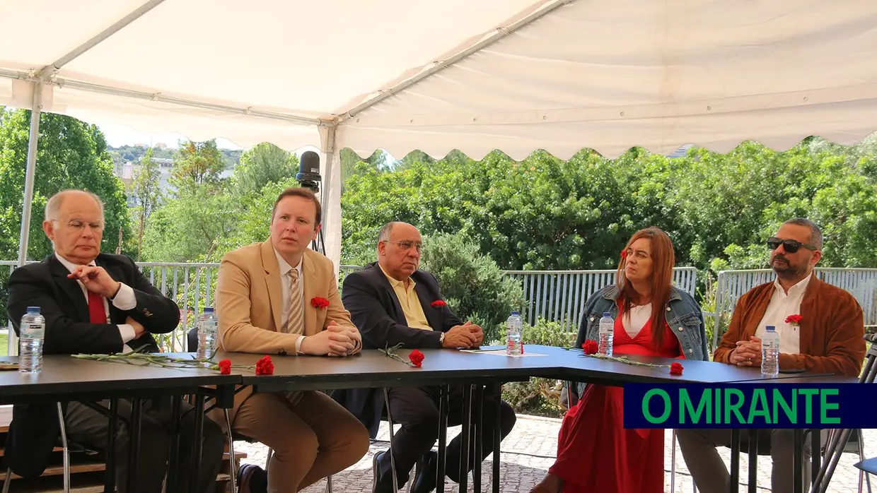 Vila Franca de Xira assinalou o 25 de Abril em Vialonga
