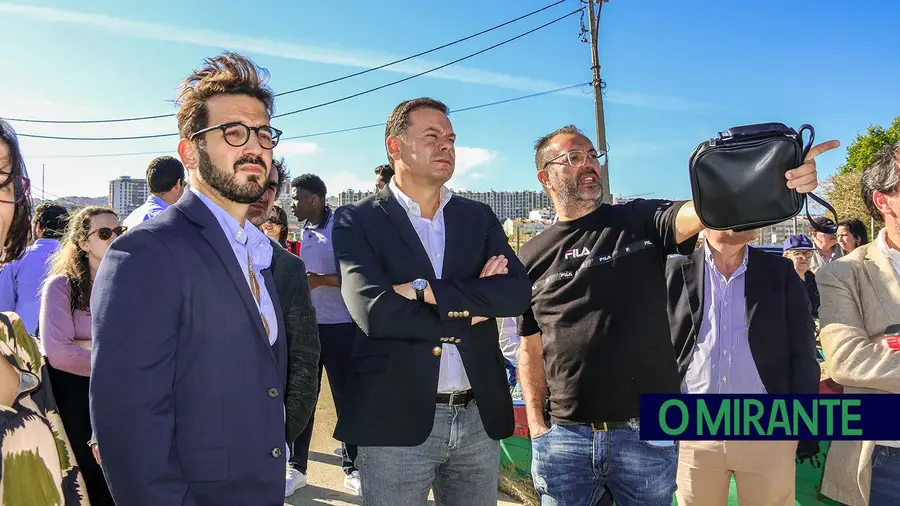 Luís Montenegro não arrisca meter água… Luís Montenegro não arrisca meter água…