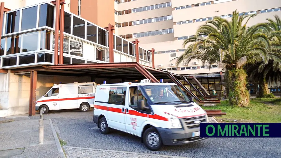 Dívidas de transporte de doentes gera conflito entre empresa e Bombeiros de Constância Dívidas de transporte de doentes gera conflito entre empresa e Bombeiros de Constância