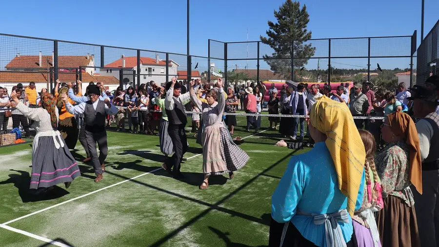 Inauguração de campo de padel em Muge no 25 de Abril